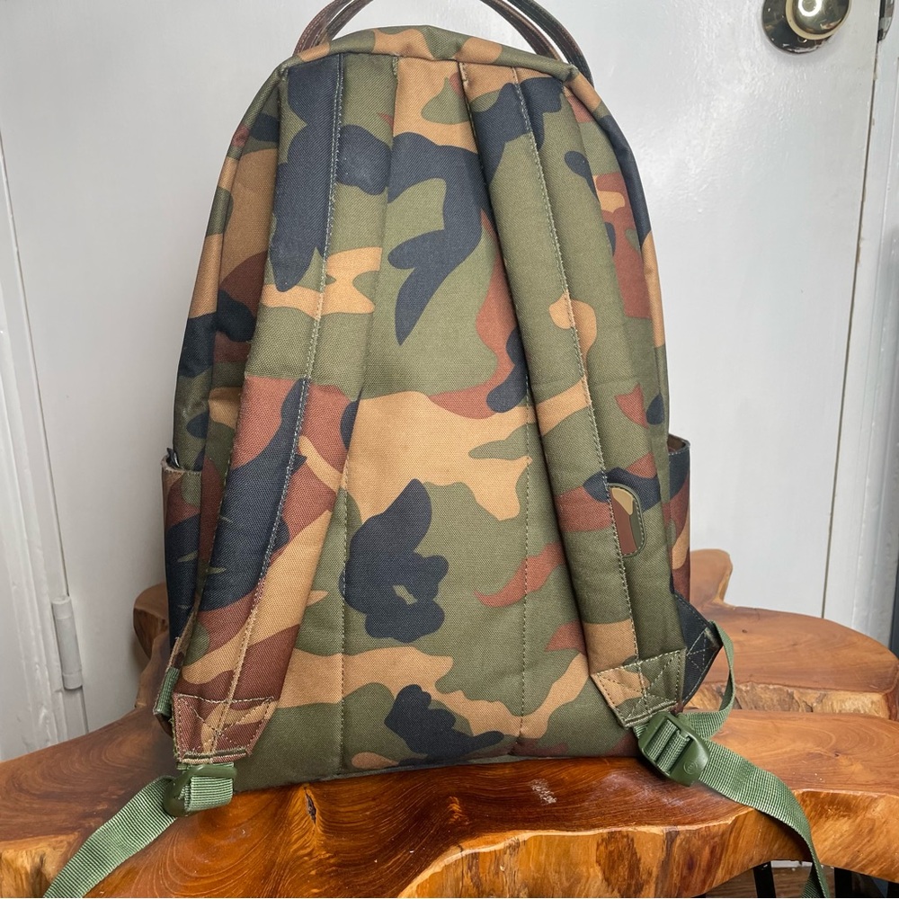 Herschel Camo backpack - Picture 7 of 16